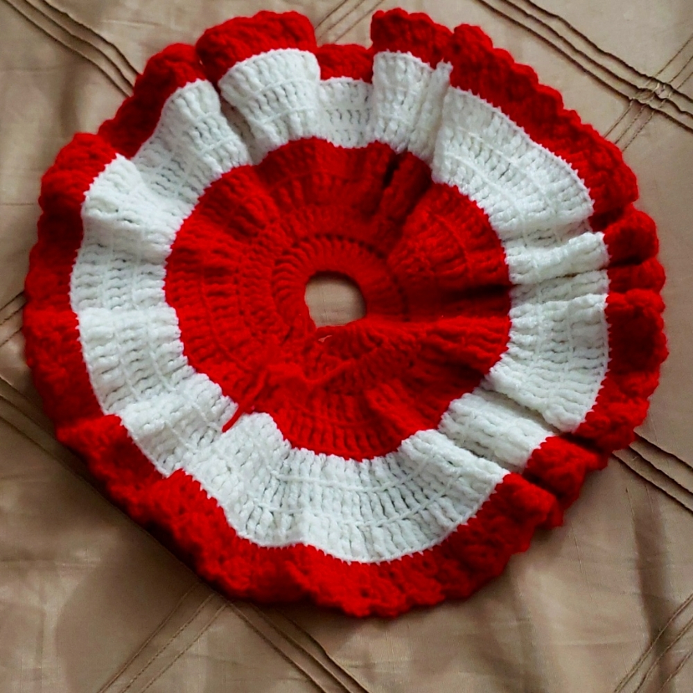 Crochet super balloon doll skirt like double size